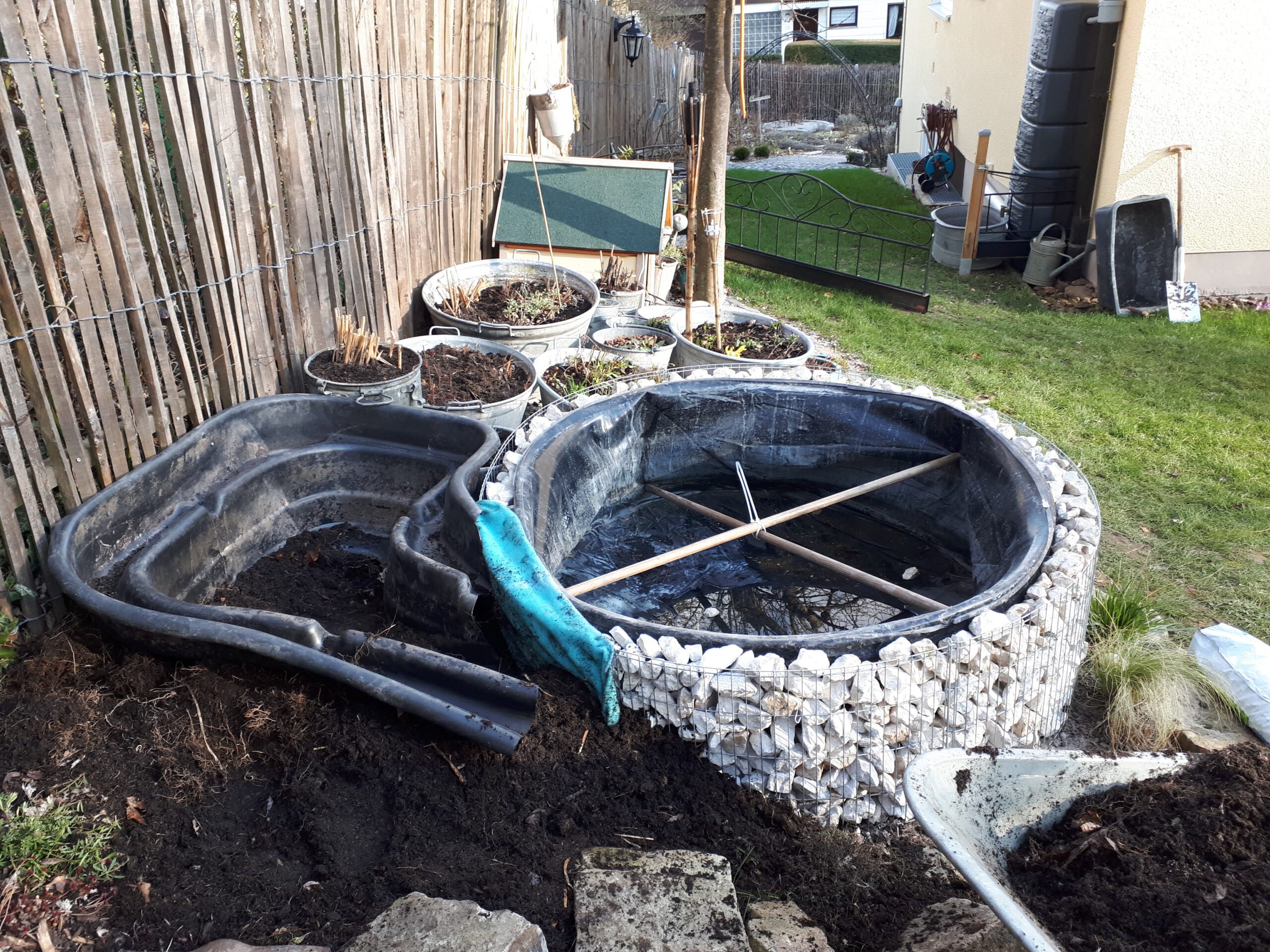 Garten Whirlpool selber bauen in 7 Schritten zum Badespaß